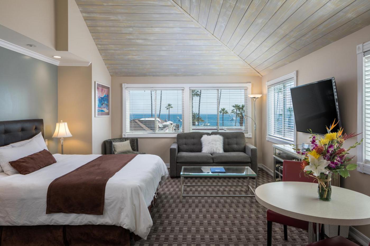 Glenmore Plaza Hotel Avalon Kültér fotó